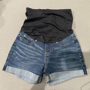 Signature by Levi Strauss & Co. Gold Label Maternity Mid-Rise Shortie Shorts